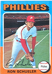 1975 Topps Baseball Cards      292     Ron Schueler